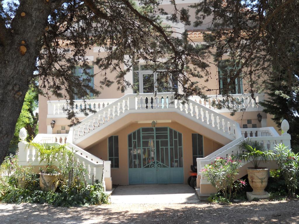 Villa Hanna Combas  Bagian luar foto